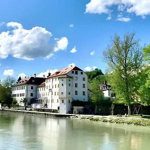 Schloss Ort Pasov